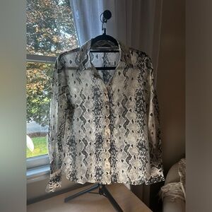 & other stories long sleeve snake print blouse US size 6